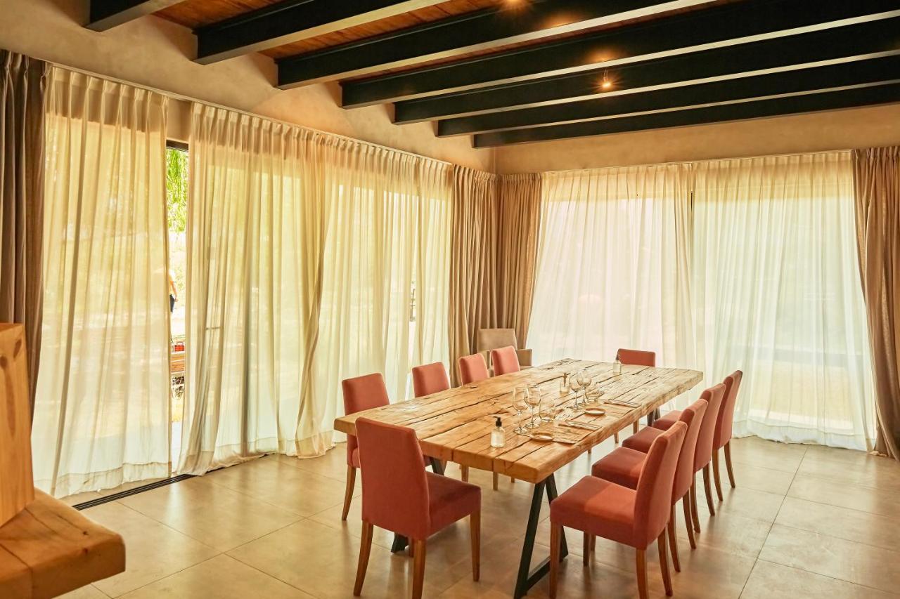 Hotel Casa De Huespedes Bodega Gimenez Riili Los Sauces  Exterior foto